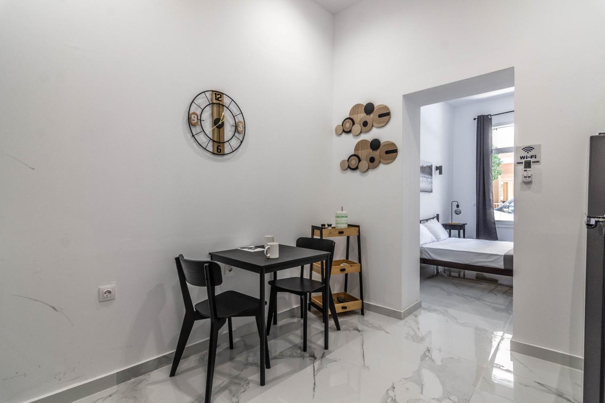 Aris Urban Pagrati Apartment Athens Luaran gambar